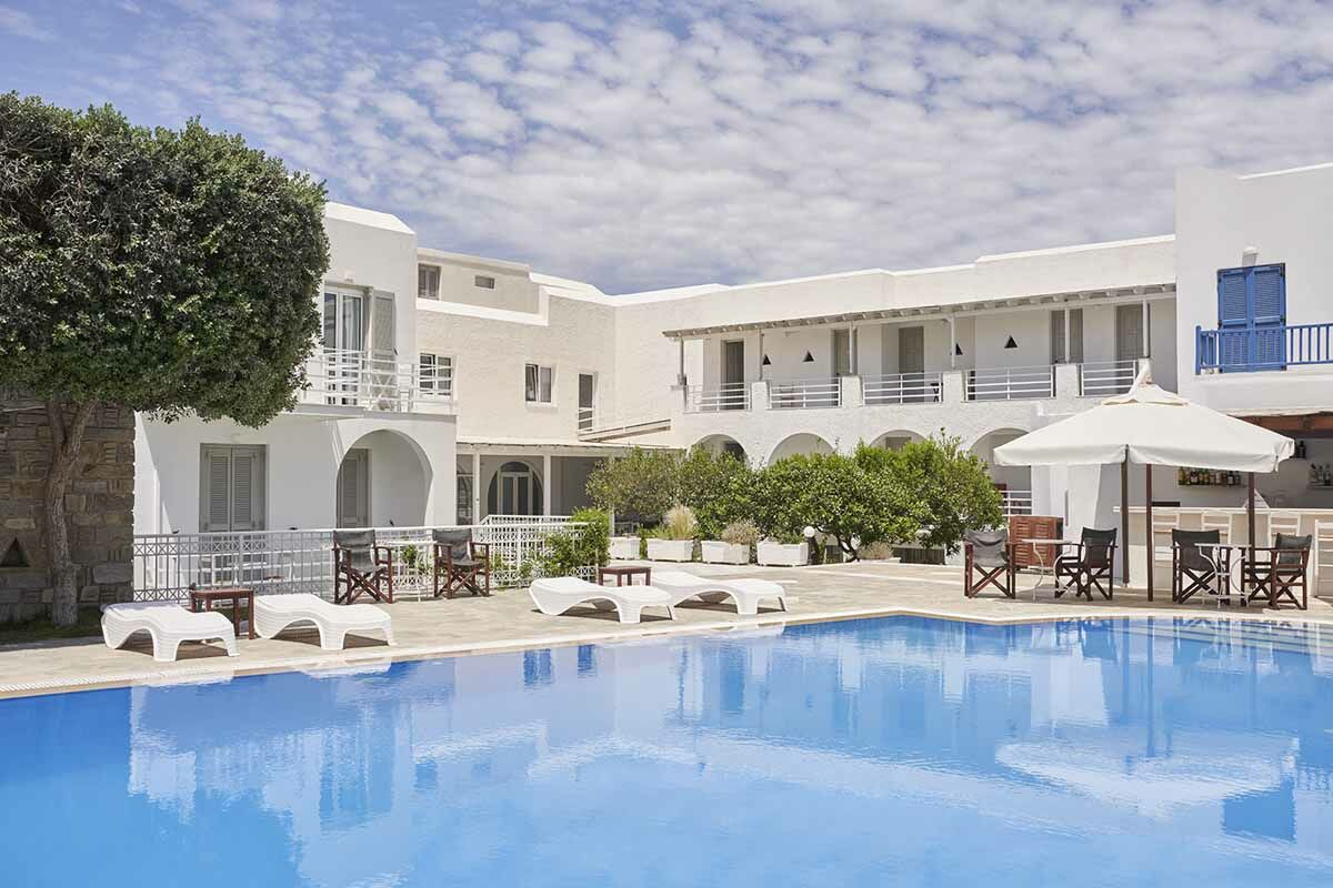 Hôtel Polos 3*