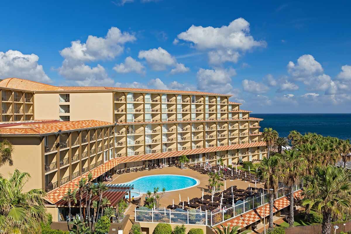 Hotel The Views Oasis 4*