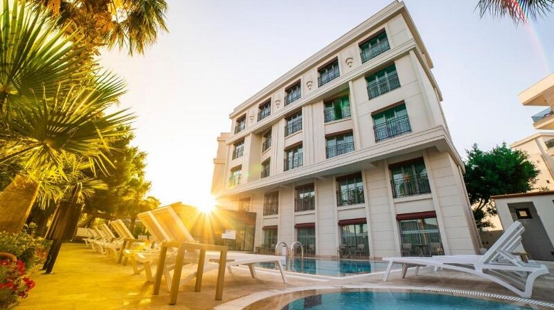 Leaf Port Boutique Hôtel 4*