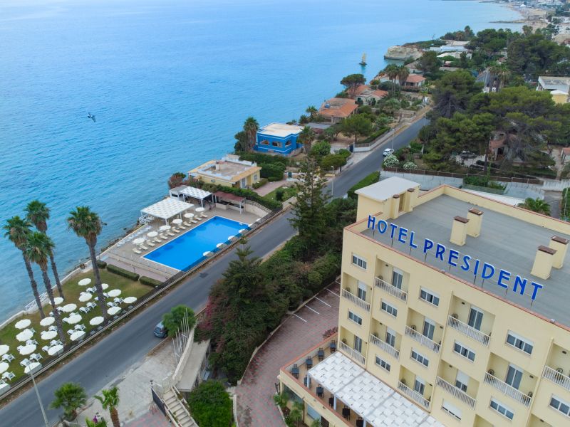 Hôtel President Sea Palace 4*