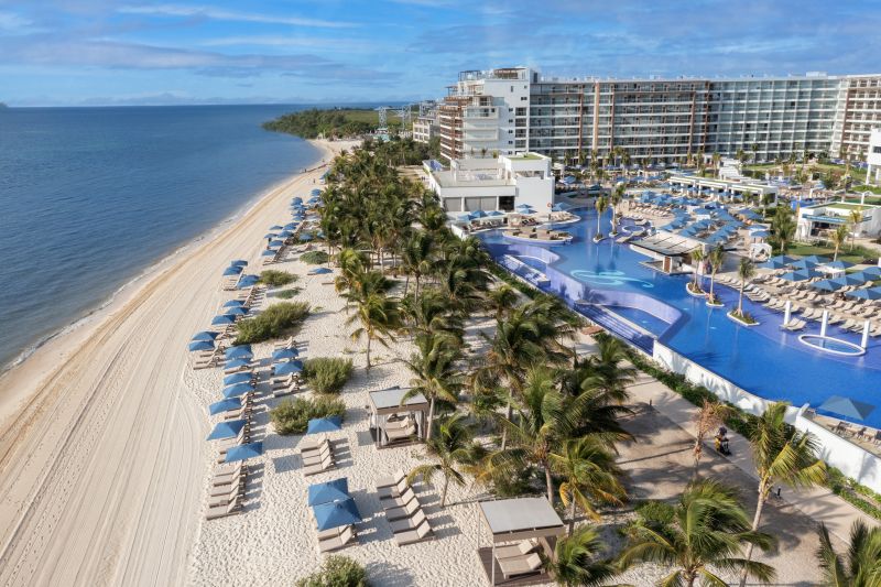 Hotel Royalton Splash Riviera Cancun 5*