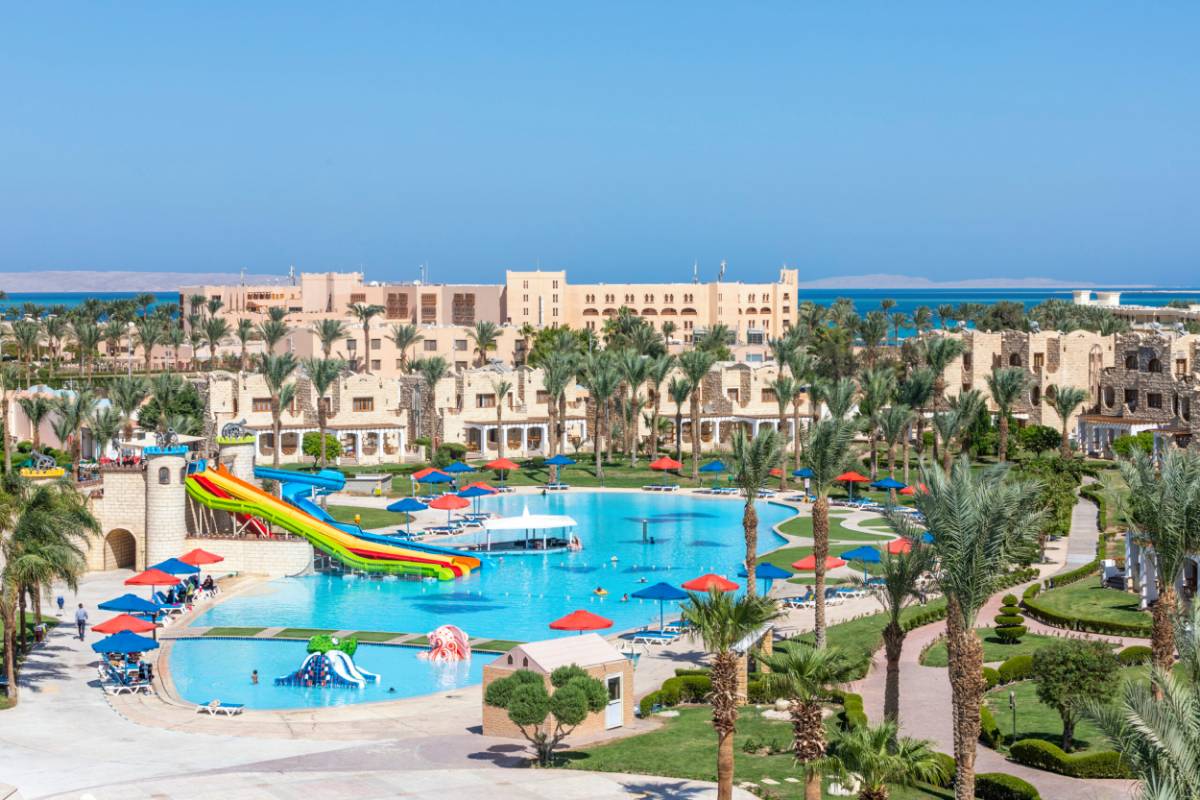 Club Coralia Royal Lagoons Aqua Park Resort & Spa 4*