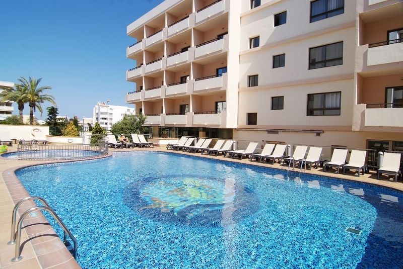 Hôtel Invisa La Cala 4*