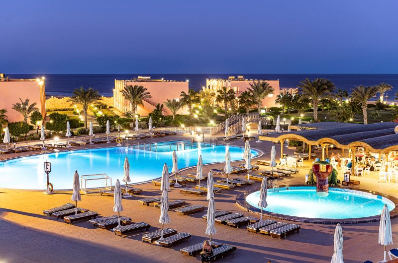 Hôtel Three Corners Happy Life Beach Resort 4*