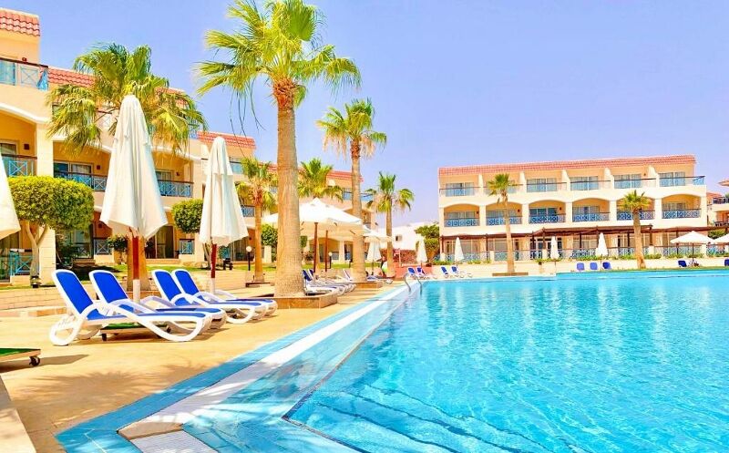 Hôtel Ivy Cyrene Island Aqua Park Resort 4*