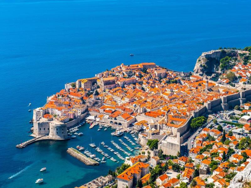 Autotour Découvrez les Trésors Cachés de Split, Mostar, Medjugorje et Dubrovnik