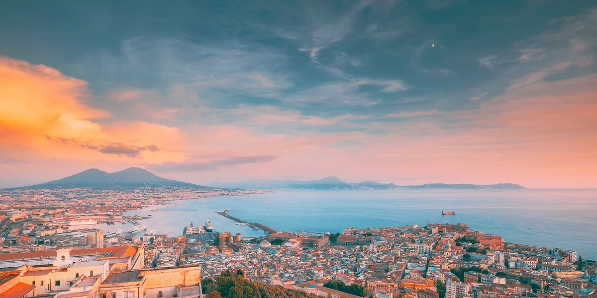 Circuit Naples en Version Originale