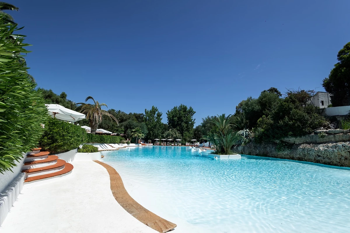 Hôtel Ostuni a Mare Rosa Marina 4*