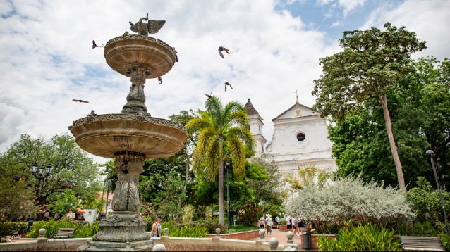 Jour 5: MEDELLIN > SANTA FE DE ANTIOQUIA > MEDELLIN (4h de route) 0
