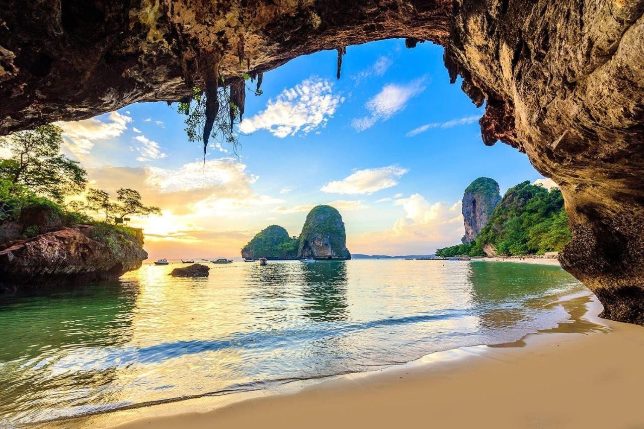 Jour 12: SÉJOUR BALNÉAIRE AU CENTARA AONANG KRABI SELON LA DURÉE CHOISIE (entre 3 et 7 nuits) 0
