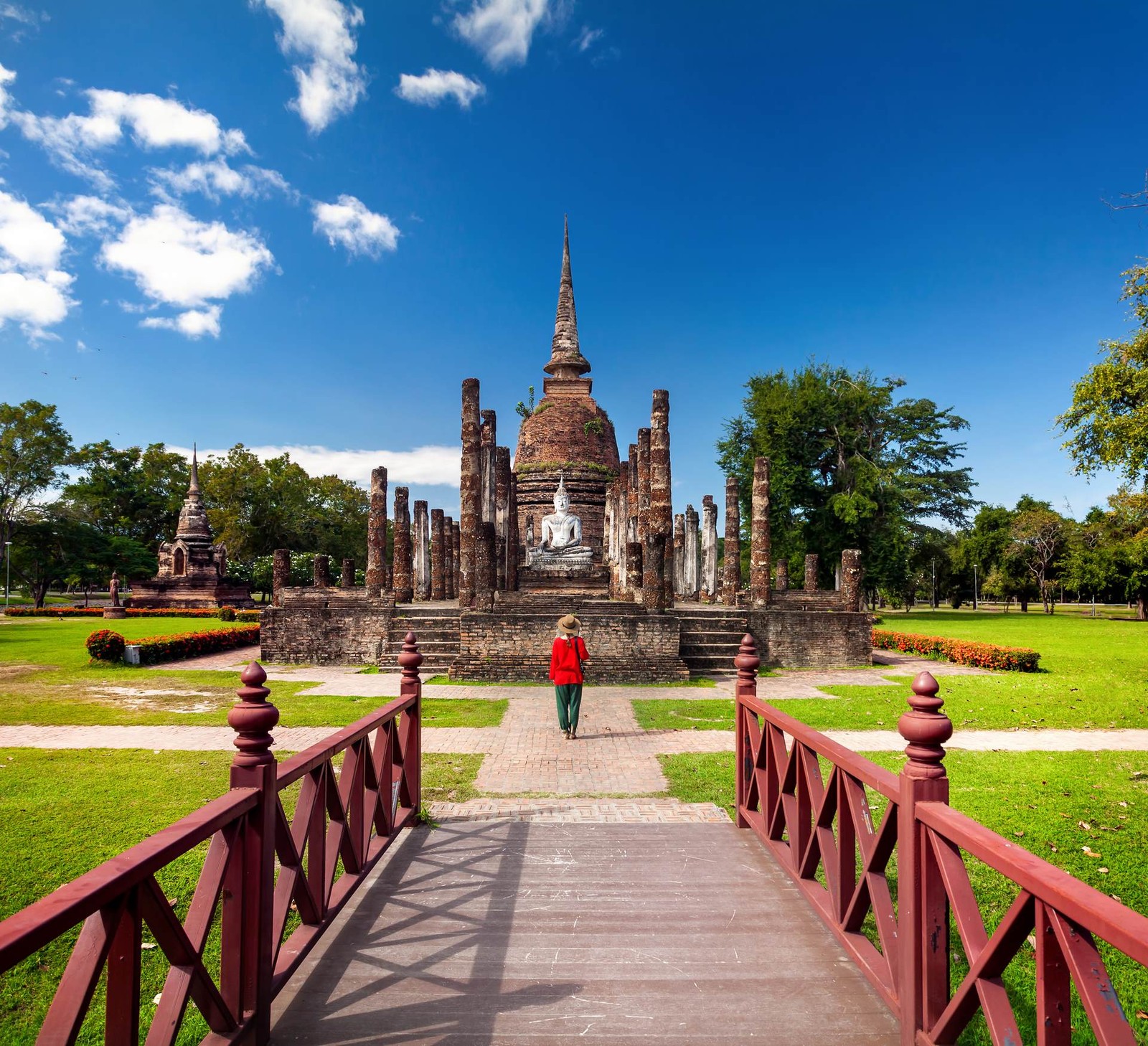 Jour 5: PHITSANULOK > SUKHOTHAI > CHIANG RAI (ENV. 150 KM) 0