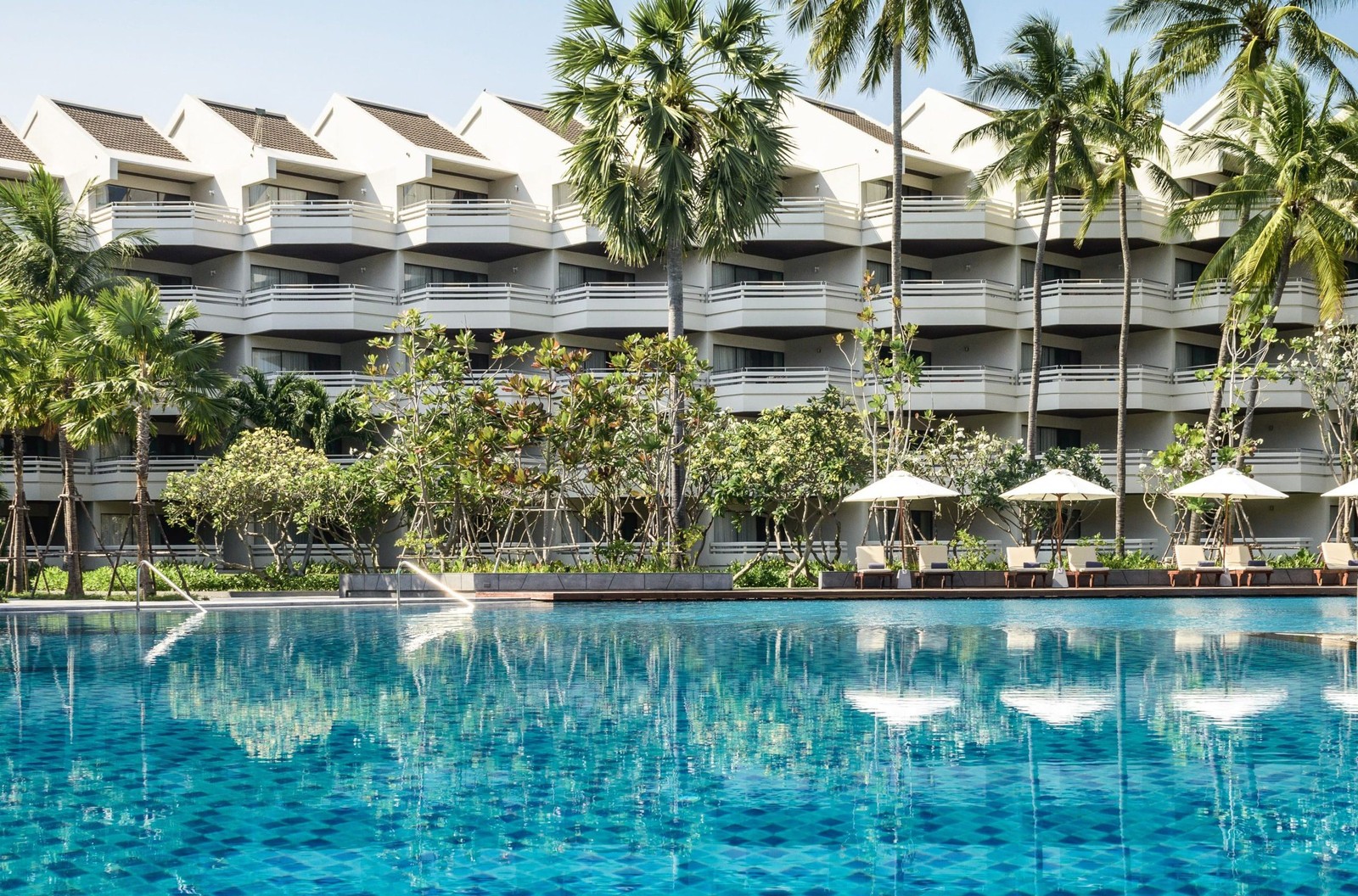 Jour 9: BANGKOK > CHA AM 0