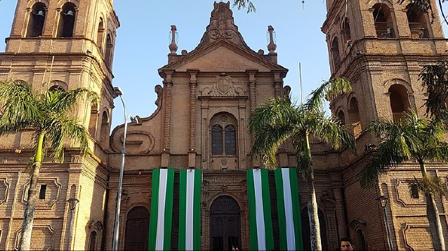 Jour 13: LA PAZ > SANTA CRUZ (environ 1h de vol)  0