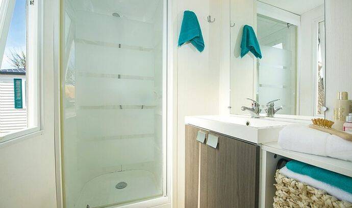 Mobil-home | Classic | 3 Ch. | 6 pers. | Terrasse simple | A/C 6