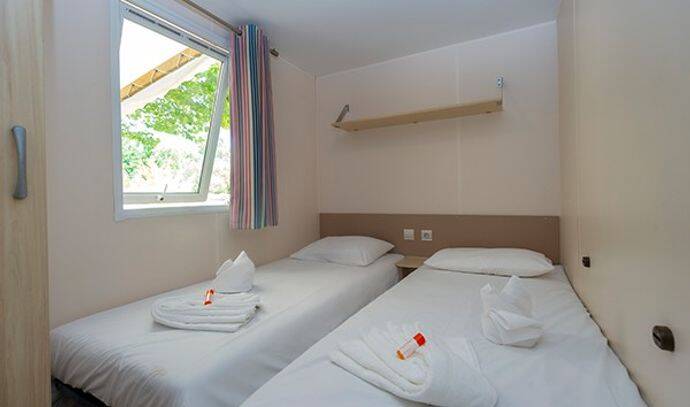 Mobil-home | Comfort | 3 Ch. | 6 pers. | Terrasse simple | A/C 8