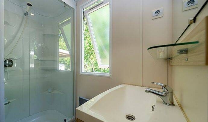 Mobil-home | Comfort | 3 Ch. | 6 pers. | Terrasse simple | A/C 9