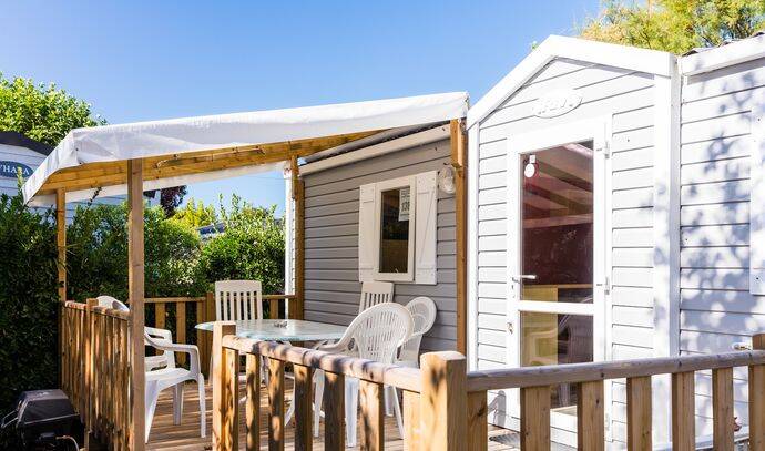 Mobil-home | Classic | 3 Ch. | 6 pers. | Terrasse surélevée 0