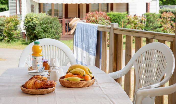 Mobil-home | Classic | 2 Ch. | 4 pers. | Terrasse surélevée 1