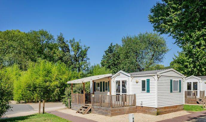 Mobil-home | Classic | 3 Ch. | 6 pers. | Terrasse surélevée | A/C | TV 0
