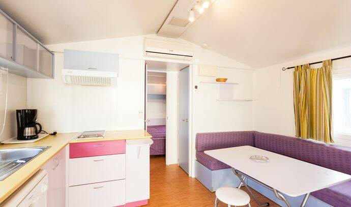 Mobil-home | Classic | 3 Ch. | 6 pers. | Terrasse surélevée | A/C 2