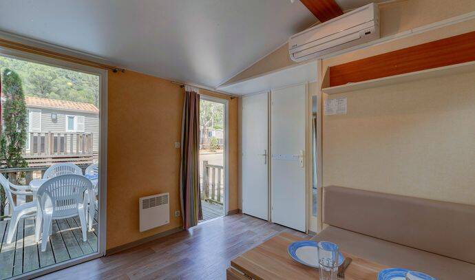 Mobil-home | Classic | 3 Ch. | 6 pers. | Terrasse surélevée | A/C 5