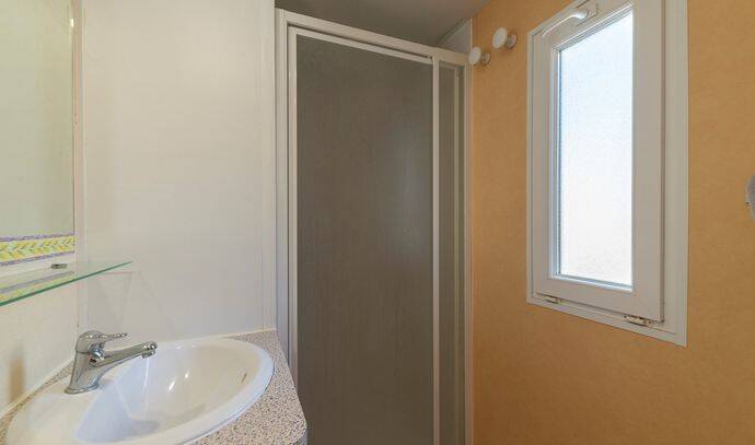 Mobil-home | Comfort | 3 Ch. | 6 pers. | Terrasse surélevée | A/C 6