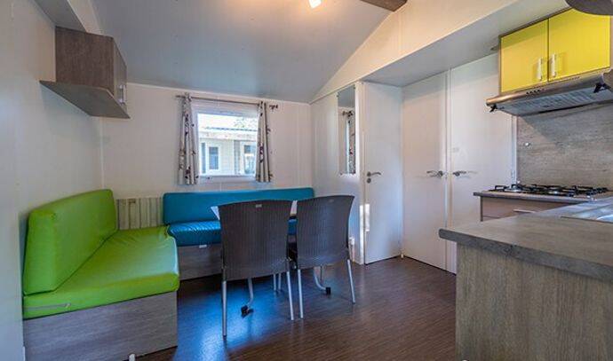 Mobil-home | Classic | 3 Ch. | 6 pers. | Terrasse surélevée | A/C 2