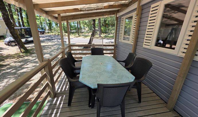 Mobil-home | Classic | 3 Ch. | 6 pers. | Terrasse surélevée | A/C 1
