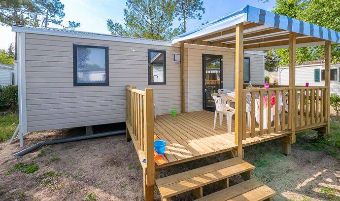 Mobil-home | Classic | 3 Ch. | 6 pers. | Terrasse surélevée 0