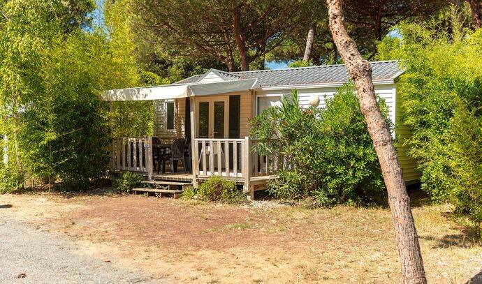 Mobil-home | Classic | 2 Ch. | 4 pers. | Terrasse surélevée | TV 1