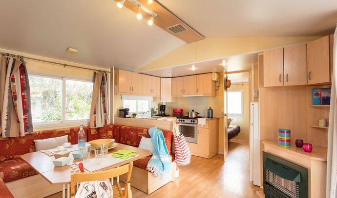 Mobil-home | Classic | 3 Ch. | 5 pers. | Terrasse surélevée | A/C 7