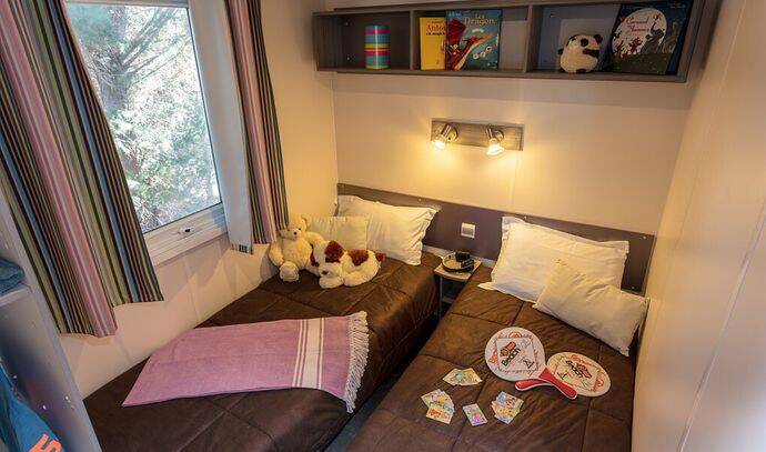Mobil-home | Comfort | 2 Ch. | 4/6 pers. | Terrasse surélevée | A/C 10