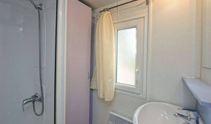 Mobil-home | Classic | 2 Ch. | 4 pers. | Terrasse surélevée non couverte 5