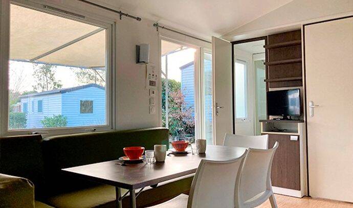 Mobil-home | Classic | 3 Ch. | 6 pers. | Terrasse surélevée 1
