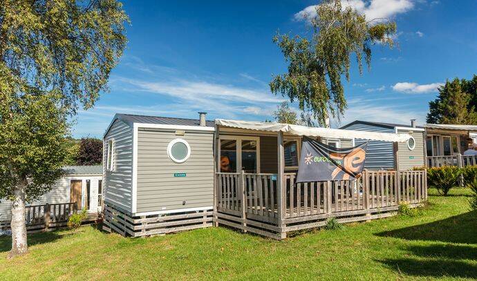 Mobil-home | Comfort | 3 Ch. | 6 pers. | Terrasse surélevée | TV 1