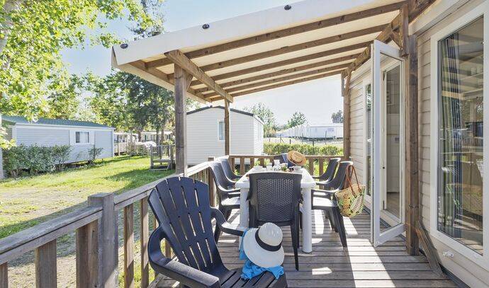 Mobil-home | Comfort | 3 Ch. | 6 pers. | Terrasse surélevée | A/C 2