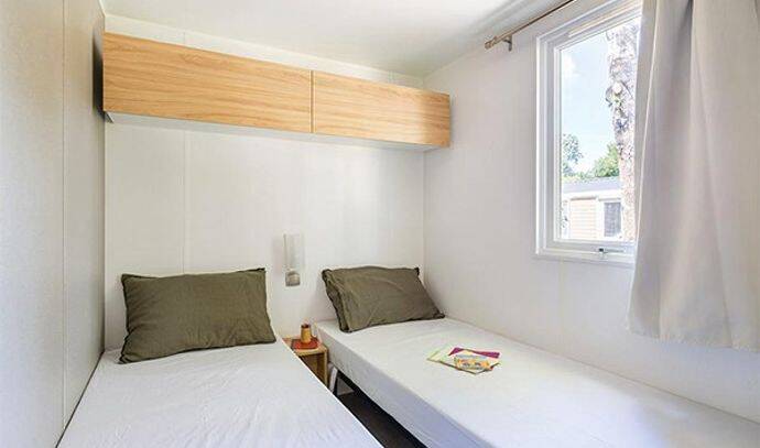 Mobil-home | Premium Exclusive | 2 Ch. | 4 pers. | Terrasse surélevée | A/C | TV 6
