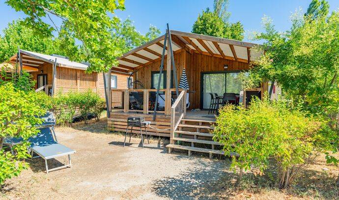 Chalet | Ultimate Plus | 3 Ch. | 6 pers. | A/C | TV 0