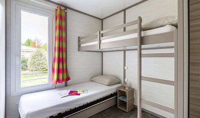 Chalet | Comfort XL | 3 Ch. | 5/7 pers. | Terrasse surélevée | A/C | TV 5