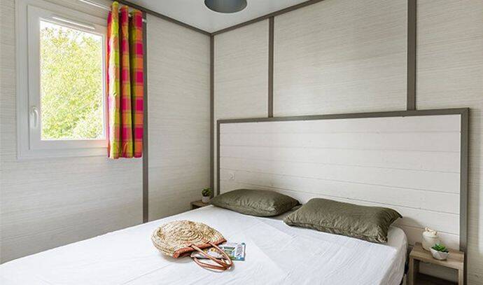 Chalet | Comfort XL | 3 Ch. | 5/7 pers. | Terrasse surélevée | A/C | TV 4