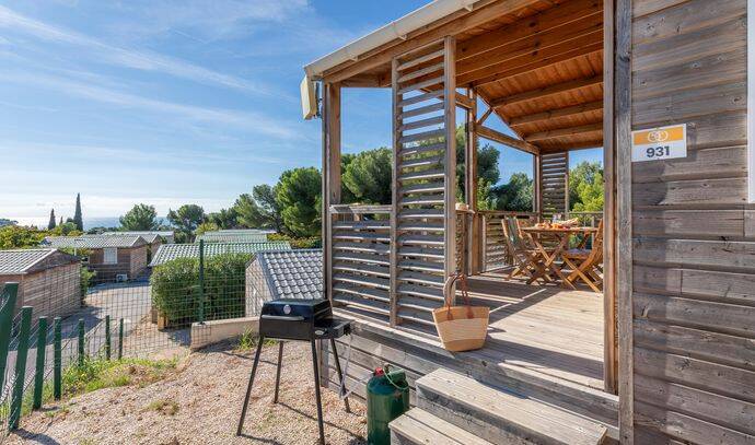 Chalet | Comfort | 2 Ch. | 5 pers. | Terrasse surélevée | A/C | TV 1