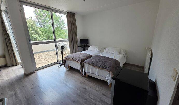 Chambre | Autre hébergement | 1 Ch. | 4 pers. | TV 3
