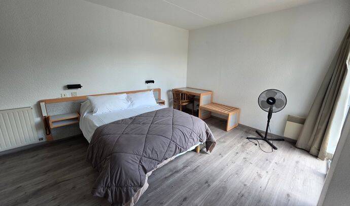 Chambre | Autre hébergement | 1 Ch. | 4 pers. | TV 2