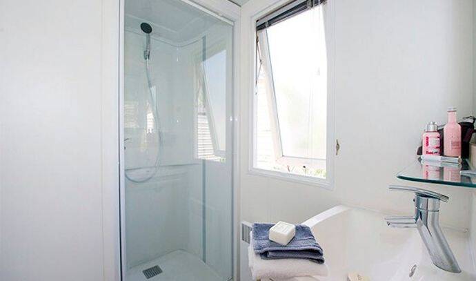 Mobil-home | Classic | 2 Ch. | 4 pers. | Terrasse simple | A/C 5
