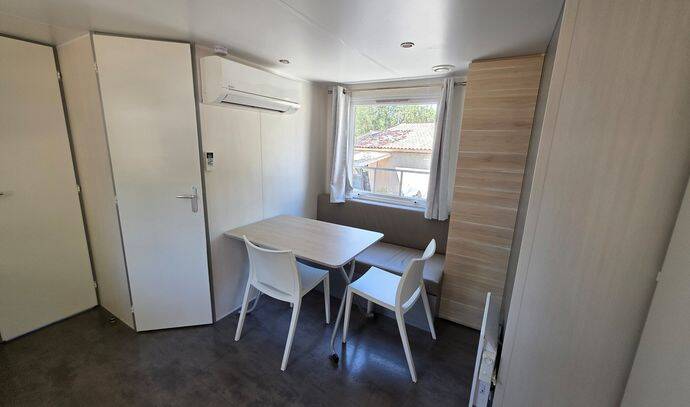 Mobil-home | Classic | 2 Ch. | 4 pers. | Terrasse simple | A/C 2