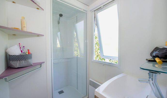 Mobil-home | Classic | 2 Ch. | 4 pers. | Terrasse simple | TV 5