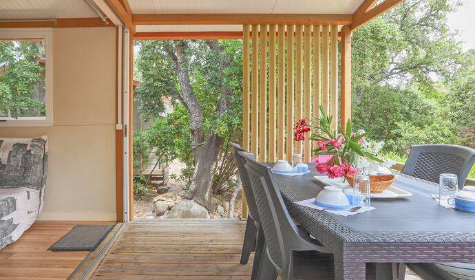 Chalet | Classic | 2 Ch. | 5 pers. | Terrasse simple | A/C 1