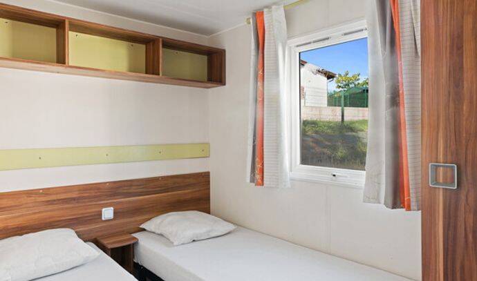 Mobil-home | Comfort | 2 Ch. | 4 pers. | Terrasse surélevée non couverte | A/C | TV 4