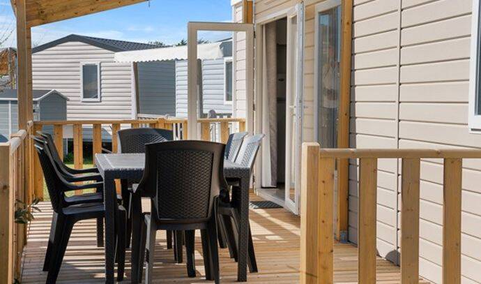 Mobil-home | Comfort | 2 Ch. | 4 pers. | Terrasse surélevée | A/C 3