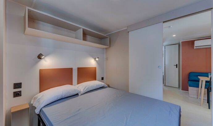 Mobil-home | Comfort | 2 Ch. | 4/6 pers. | Terrasse couverte | A/C | TV 4